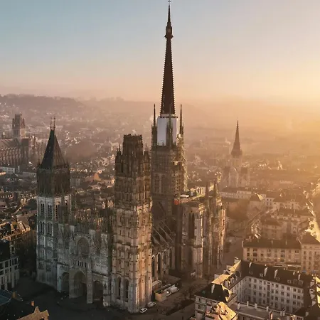 La Des 3 Tours Spacieux 3 * 루앙