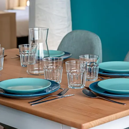 La Des 3 Tours Spacieux 3 아파트